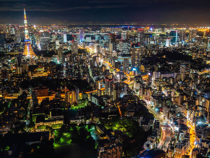 美丽的城市与建筑学和大厦在东京风景日本在晚上照片 正版商用图片0s8poh 摄图新视界 美丽的城市与建筑学和大厦在东京风景日本在晚上照片 正版商用图片0s8poh 摄图新视界