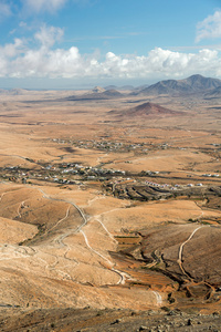 火山景观。富埃特文图拉从尼克拉斯 Morro Velosa，富埃特文图拉全景