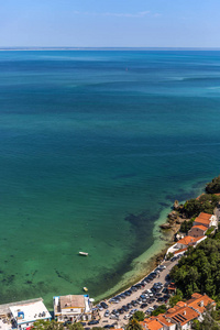令人惊叹的蓝水海滩在 Arrabida, Alentejo 在葡萄牙