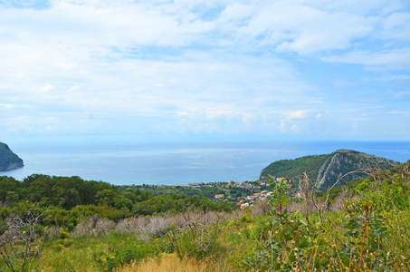 在黑山海岸景观