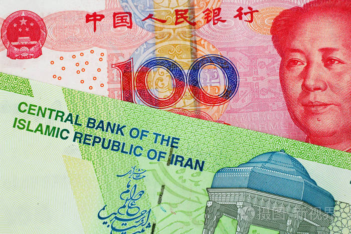 一张中国100元钞票的特写照片, 伊朗10000阿曼里亚尔纸币