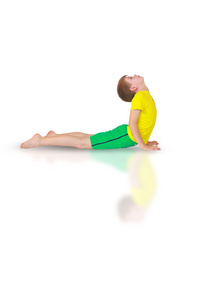 bhudzhangasana 瑜伽孩子