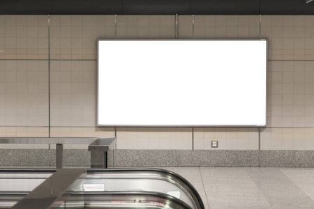 广告中的地铁站空白广告牌海报