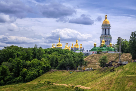 基辅佩乔尔斯克修道院，列入联合国教科文组织世界遗产名录的东正教修道院的视图。乌克兰
