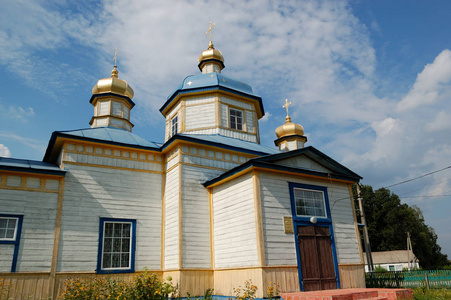 乌克兰 Boguslav 镇近 Rozkopantsi 村木制正统教堂建设之我见