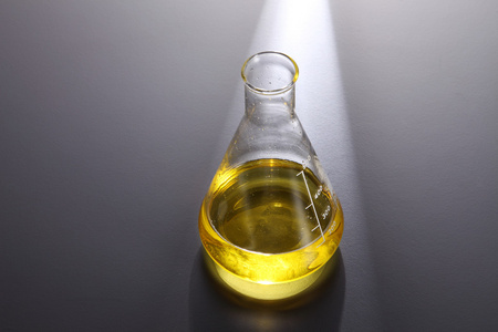 生物油图片