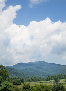 云和山 Amissville，弗吉尼亚州的上空