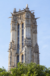 巴黎，法国，在 2016 年 7 月 7 日。塔星雅克 神父游圣雅克历史名胜之一。它被建于晚哥特式风格 1523