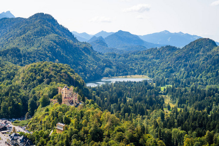 Hohenschwangau 和 Alpsee, 巴伐利亚在德国