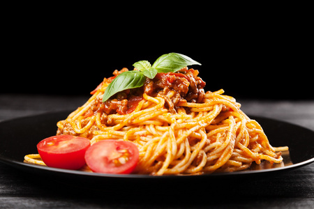 番茄肉酱意大利面图片