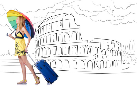 年轻女子前往意大利罗马