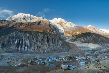 安阳谷和安纳布尔纳山响了