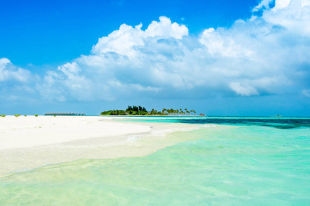 沙滩海岛图片-沙滩海岛素材-沙滩海岛插画-摄图新视界