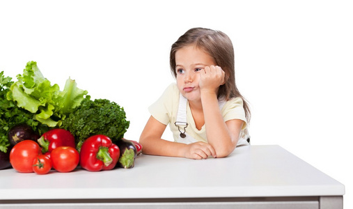 小女孩准备健康食品kvt sasanqua