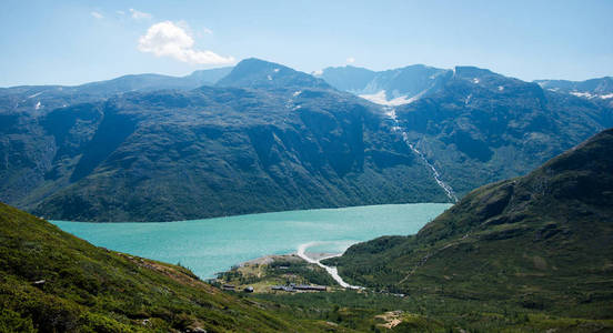 挪威 Jotunheimen 国家公园 Gjende 湖 Besseggen 岭美丽的鸟瞰图