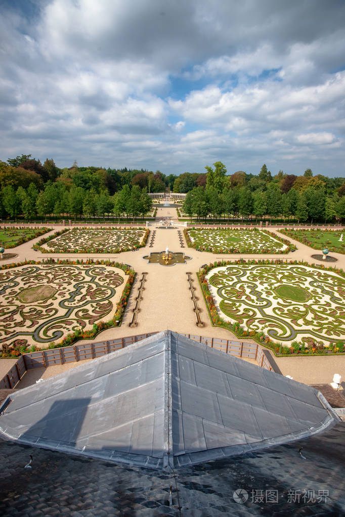皇家荷兰皇宫花园, 从宫殿的屋顶上观看.