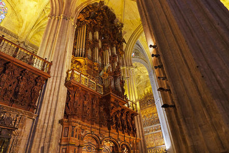 西班牙塞维利亚拉吉拉达大教堂