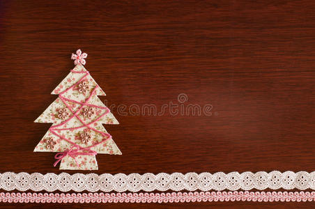 手工织物圣诞树。