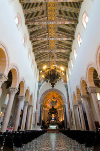 梅西纳大教堂内部