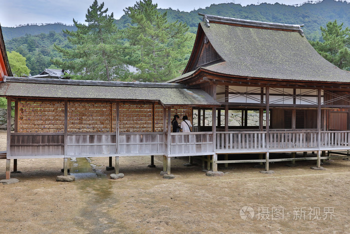 在日本的神圣神社