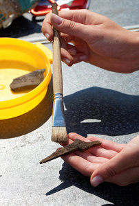 中世纪箭头的铁尖是完美保存到今天照片