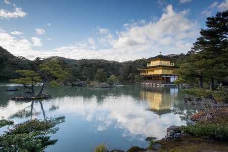 金阁寺 金阁，在京都的一座禅宗寺庙