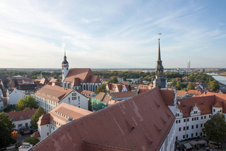 Torgau 的老镇的看法在萨克森, 德国