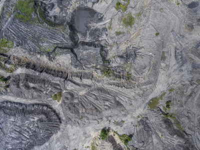 退化景观老煤炭矿井在波兰南部。被摧毁的 l