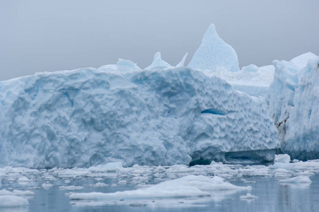 格陵兰 Narsusuaq 峡湾的蓝色冰山