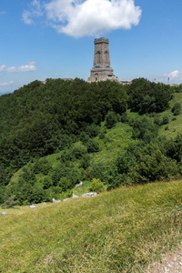 纪念碑对自由 Shipka 和风景对旧 Planina 巴尔干 山, 旧扎戈拉区域, 保加利亚