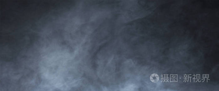 雾在黑暗中.万圣节概念