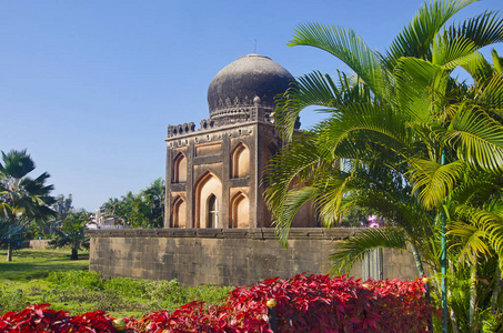 理发师的坟墓。印度卡纳 Barid 沙希花园 Bidar