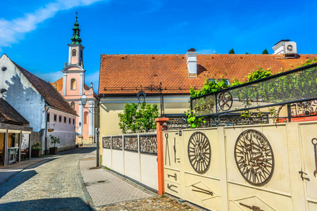 Varazdin 巴洛克街镇。风景在克罗地亚北部的 Varazdin 镇市中心的巴洛克式建筑中的景色