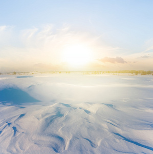 冬天大雪草原日落