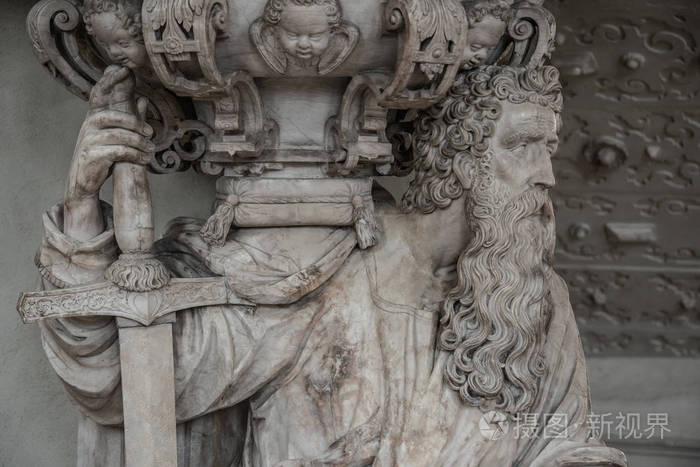 老胡子骑士与剑在马格德堡大教堂, 特写, 细节的雕像