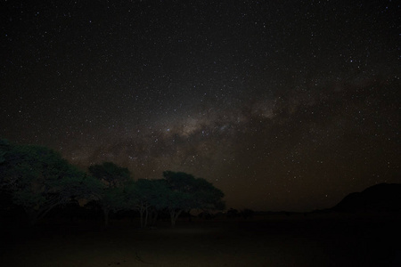 一夜之间在非洲的风景接近日落黎明日出