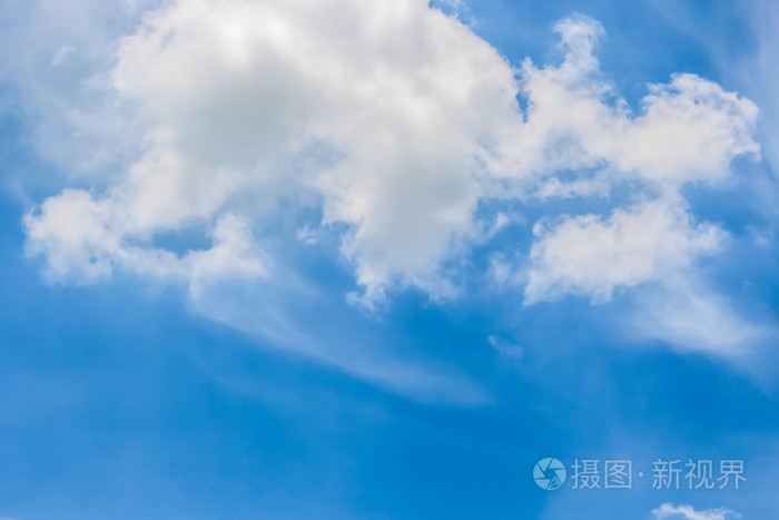 清除与云的蓝天为背景壁纸 粉彩天空壁纸照片 正版商用图片0srjmo 摄图新视界