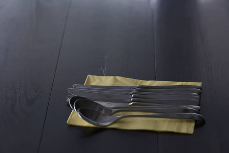勺子和刀背景, 美丽的服务餐具