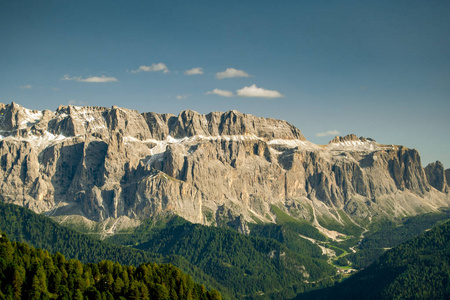 白云岩 mountais 和加迪纳森林在意大利阿尔卑斯, 南 Tirol