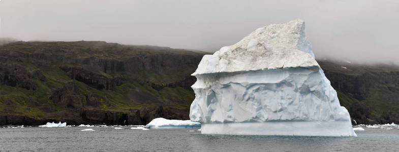格陵兰冰山景观