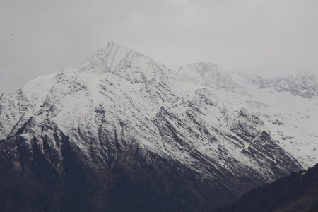 山山脉景观蒙特蒙塔涅 paesaggi