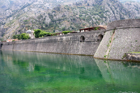 老城 Kotor 堡垒黑山