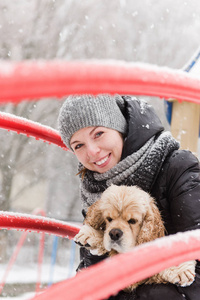 小狗和靴子图片