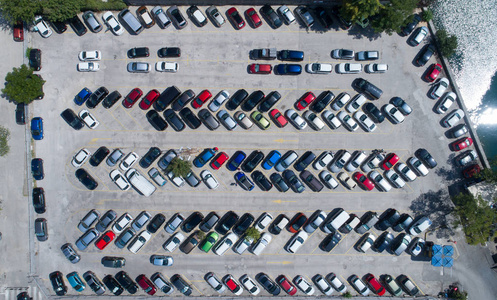 停车场室外图片-停车场室外素材-停车场室外插画-摄图新视界