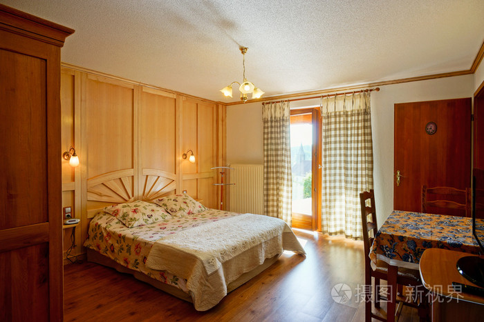 农村alsacien 风格房子舒适的内部空间