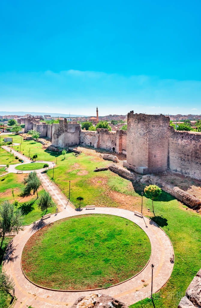 土耳其迪亚巴克尔中部地区历史迪亚巴克尔城墙的古墙观