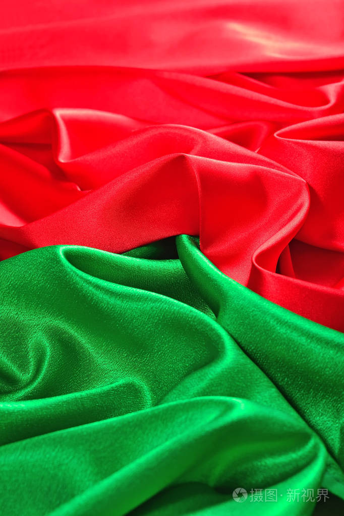 天然红绿缎布作为背景纹理