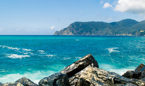 美丽的海在 Vernazza, 五渔村意大利