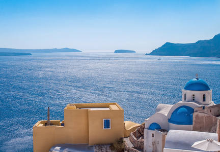 在圣托里尼岛的浪漫之旅图片