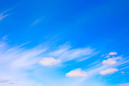 蓝天上的云彩, 纯净的概念和自然的清新